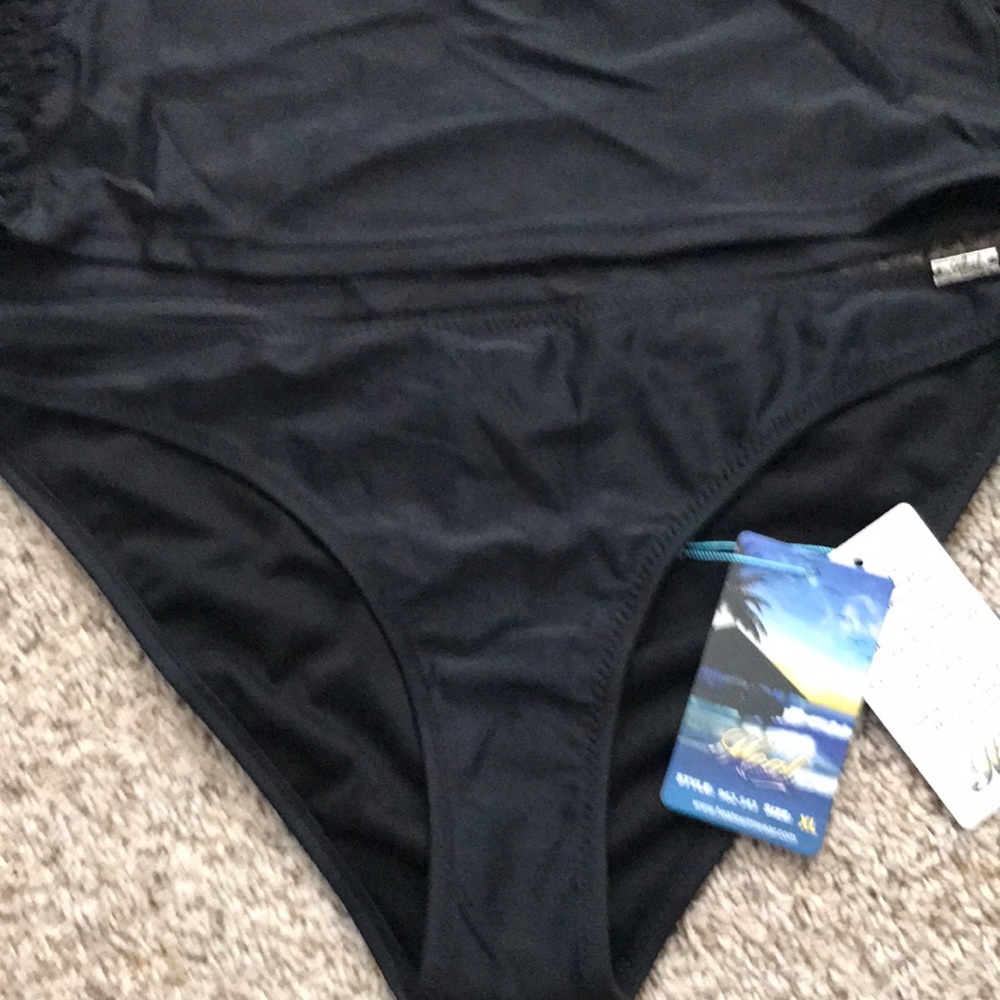 Tankini - Picture 3 of 5